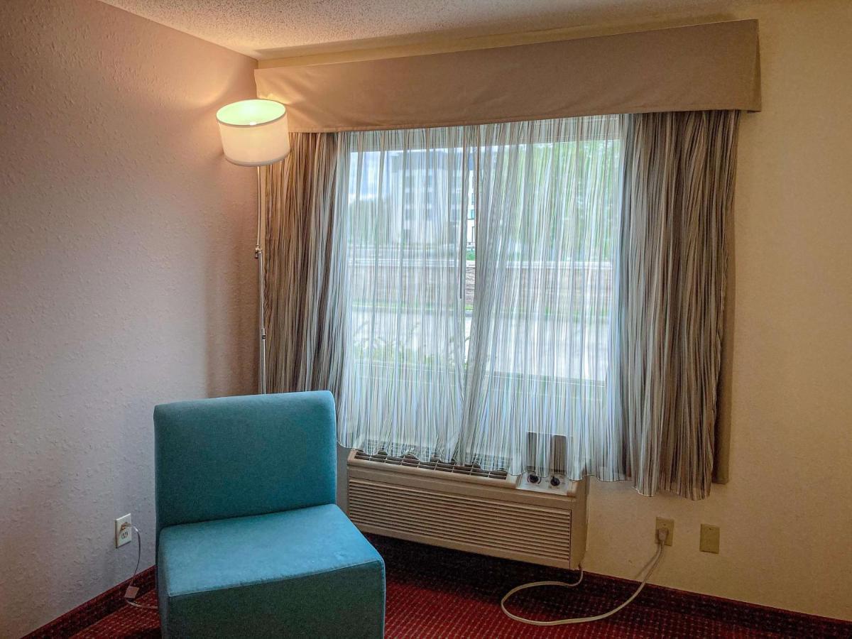 Motel 6 Elkhart, In ภายนอก รูปภาพ